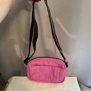 Baggu CAMERA CROSSBODY BAG Purse Azalea Pink Washable Recycled Nylon Limited Ed